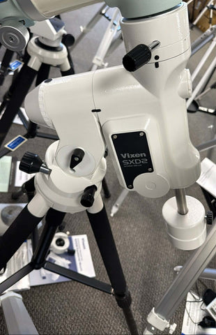 Like New Vixen SXD2 EQ mount w/ASG-CB90 tripod and Starbook One controller