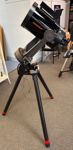 Vintage black-tube C8 SCT with clock drive on wedge and tripod, w/Telrad